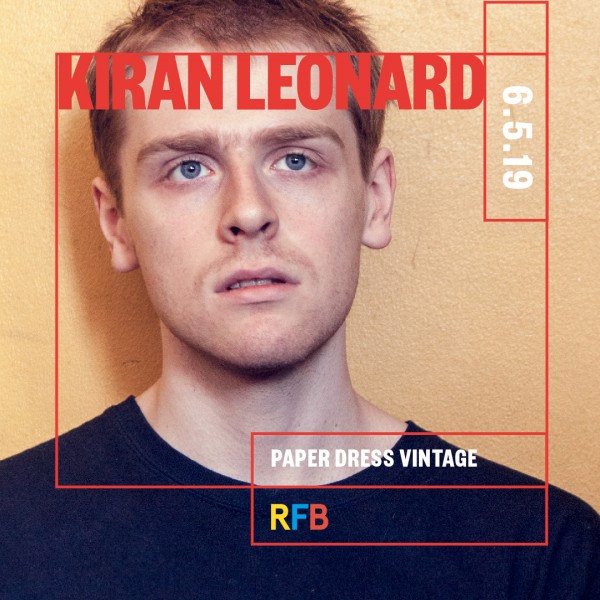 Kiran Leonard Paper Dress SQMesa de trabajo 1
