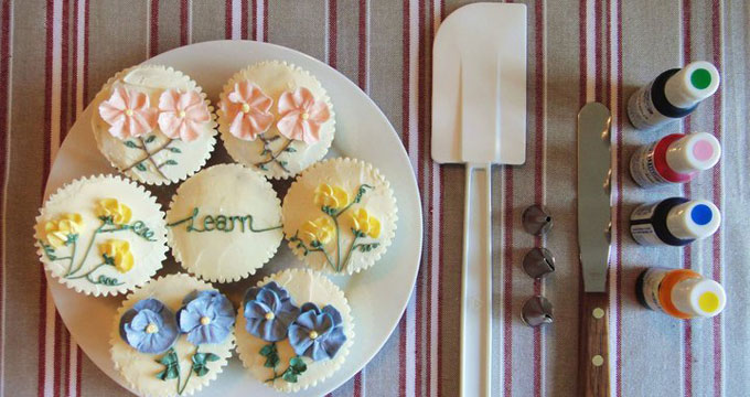 Cupcake decorating classes